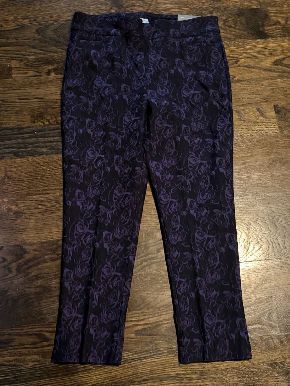 Chico's Black & Purple Floral Cropped Pants